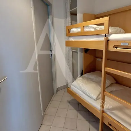 A 2 Pas Des Plages Pour 4 Personnes Apartment Sete