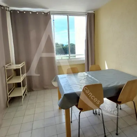 A 2 Pas Des Plages Pour 4 Personnes Apartment *